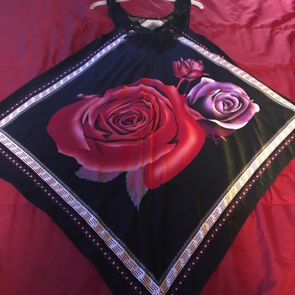 Rose patterned , medium size, drape dress